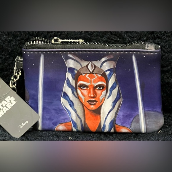 NWT Buckle-Down Star Wars Ahsoka Tano icon black purse - Picture 4 of 8